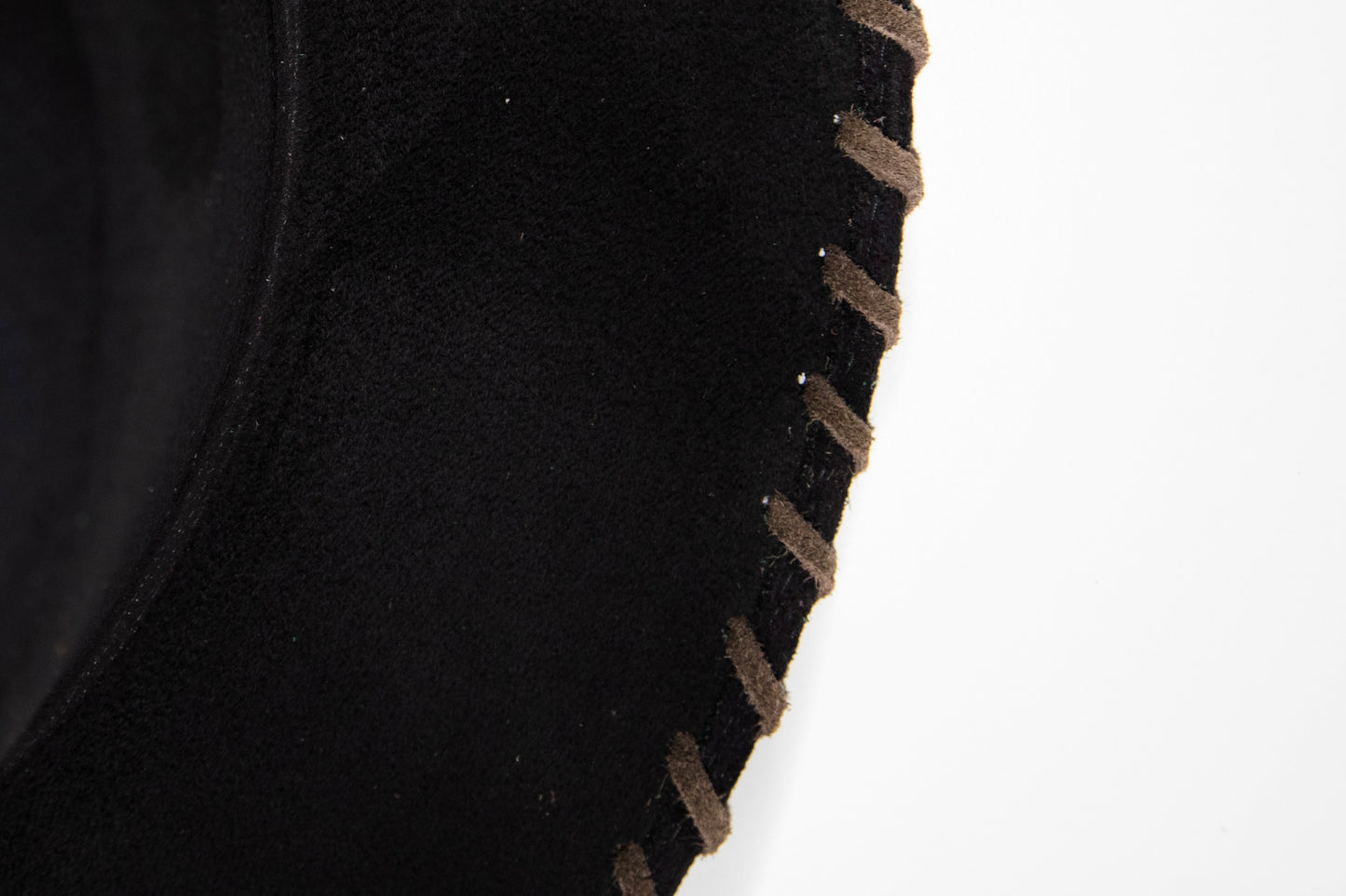 THE LACE EDGE DARK BROWN