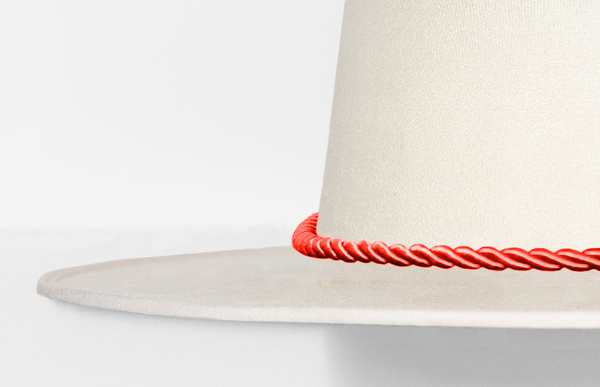 THE SHIP ROPE RED
