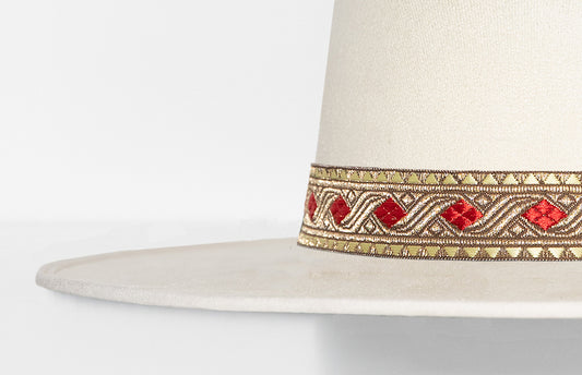 THE INDIAN GOLD / RED STRAP